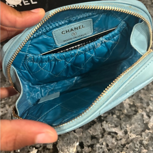 Authentic Chanel Caviar Quilted small Curvy Pouch Cosmetic Case Blue. - Picture 3 of 5